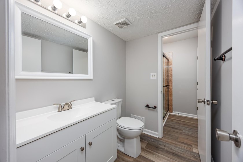 Discover easy coastal living in this beautifully renovated - photo 22