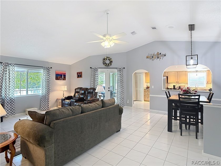 Come &amp; see this well-cared-for home in a peaceful Spring Hill - photo 9