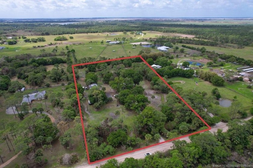 Rare 5-acre equestrian property in desirable Palm City Farms - photo 4