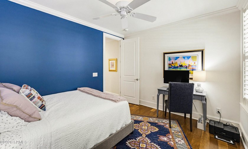 Luxury Lady's Island condominium in the highly sought-after - photo 24