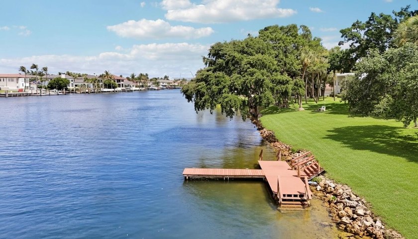 Fully renovated, move-in ready home located in the - photo 33