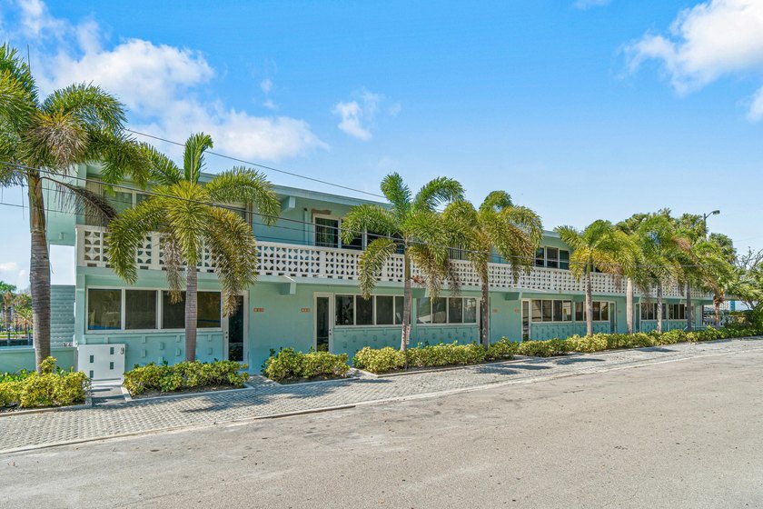 Stunning second-floor waterfront condo with breathtaking views - photo 2