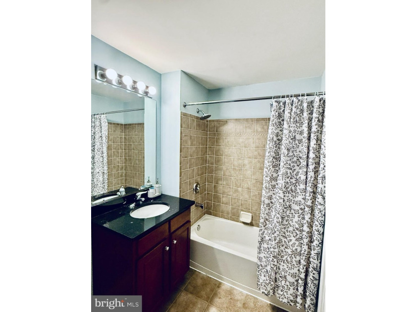 are opportunity to own a 2-bedroom + den residence at The - photo 11