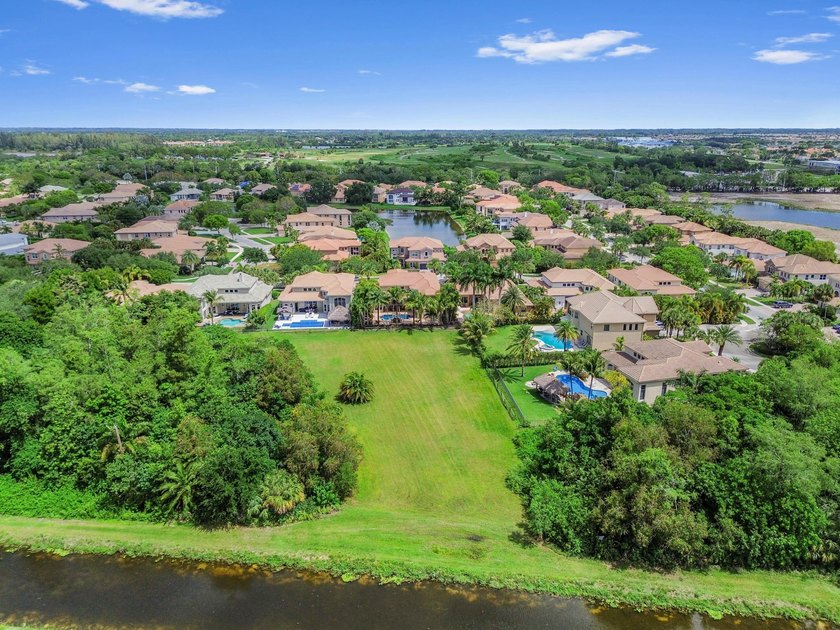 *Back on market due to buyer financing falling through.* Welcome - photo 44