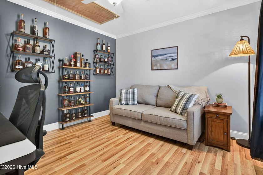 UNICORN PROPERTY ALERT! Rare opportunity to own a private, fully - photo 50
