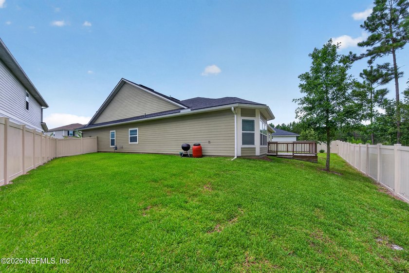 Set in the sought-after community of Wildford Preserve, this - photo 9