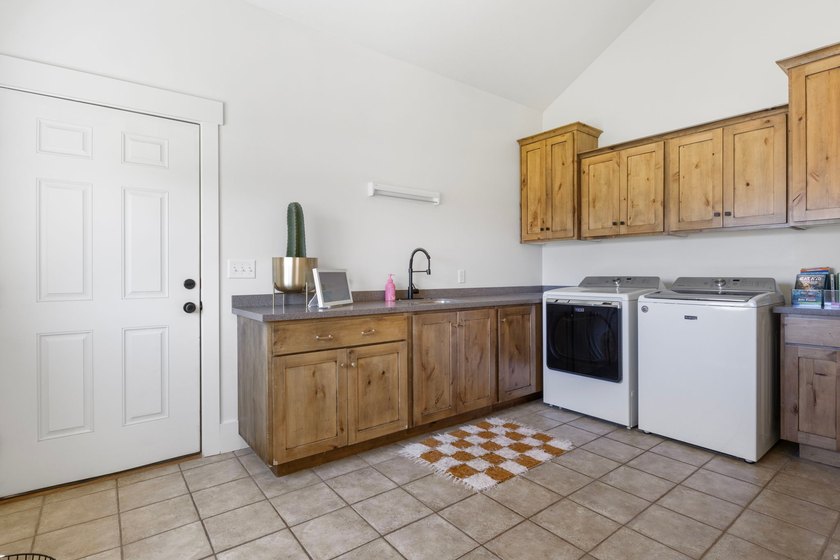 Located in the heart of Alpine, this home combines updated - photo 27