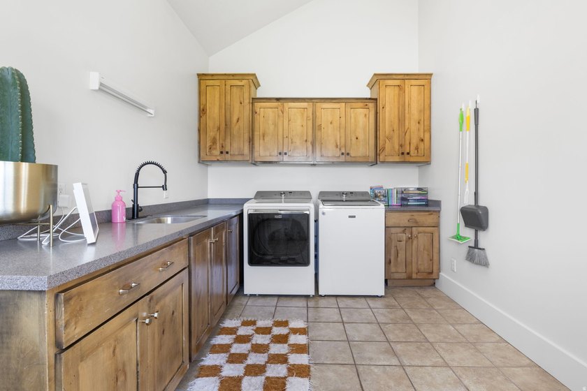 Located in the heart of Alpine, this home combines updated - photo 28