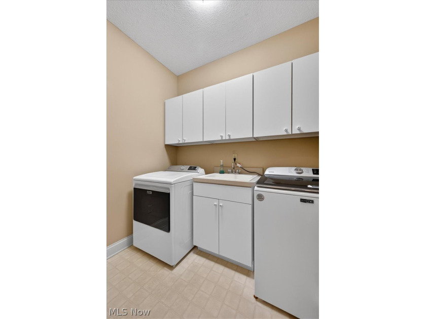 Discover this beautifully updated 3-bedroom cluster home in the - photo 34