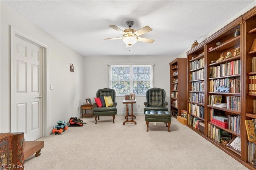 Discover this beautifully updated 3-bedroom cluster home in the - photo 35