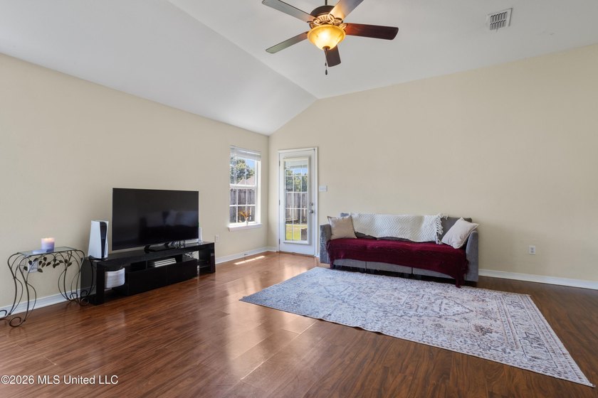 Welcome home to this charming 3-bedroom home offering comfort - photo 9