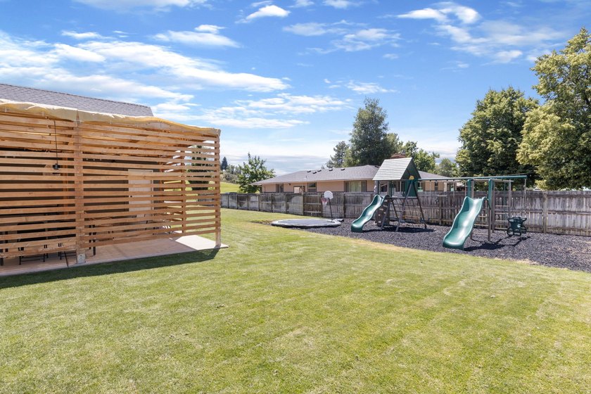 Located in the heart of Alpine, this home combines updated - photo 44