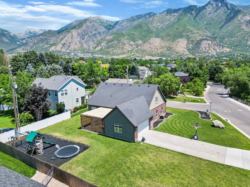 Located in the heart of Alpine, this home combines updated - photo 46