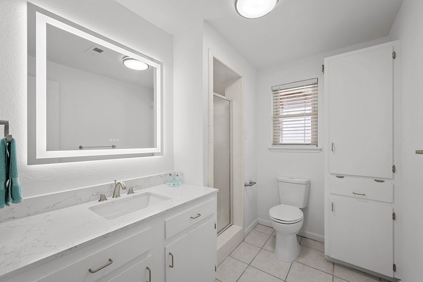 Welcome to waterfront living in the exclusive Key Allegro - photo 33