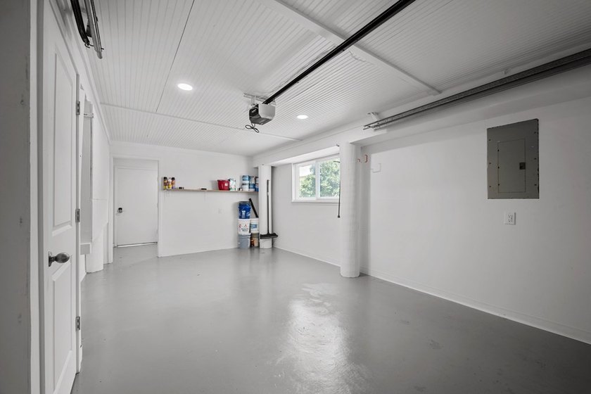 Welcome to waterfront living in the exclusive Key Allegro - photo 36