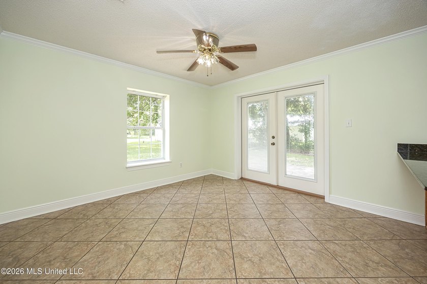 Move right in and start enjoying all that Ocean Springs has to - photo 14