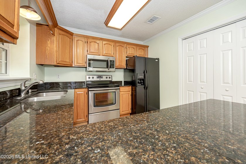 Move right in and start enjoying all that Ocean Springs has to - photo 19