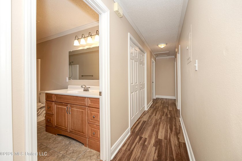 Move right in and start enjoying all that Ocean Springs has to - photo 22