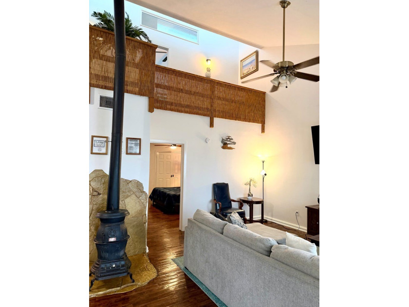 Welcome to your coastal escape in the heart of Rockport! This - photo 2