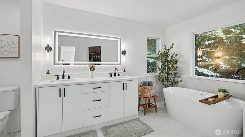 Experience the perfect blend of modern design and Northwest - photo 25