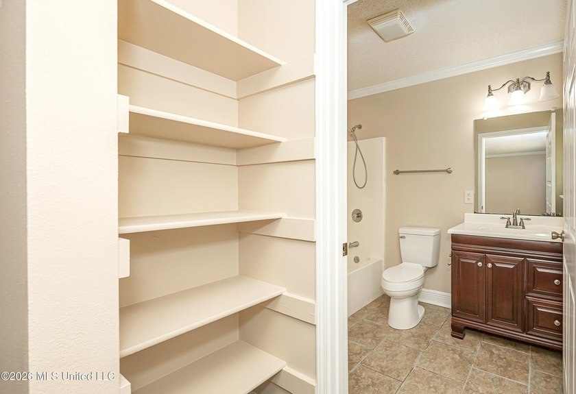 Move right in and start enjoying all that Ocean Springs has to - photo 30