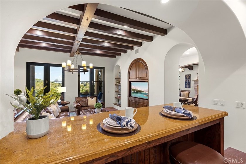 Nestled serenely on the front row, this extraordinary estate - photo 33