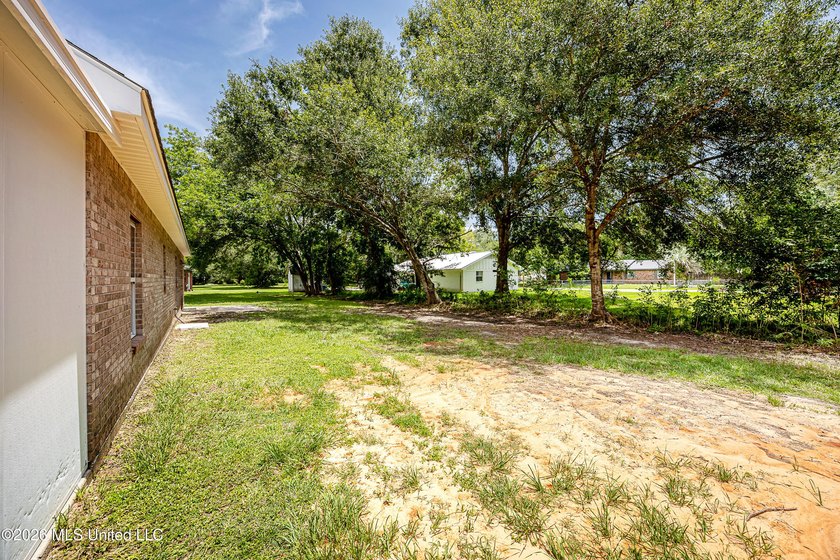 Move right in and start enjoying all that Ocean Springs has to - photo 42