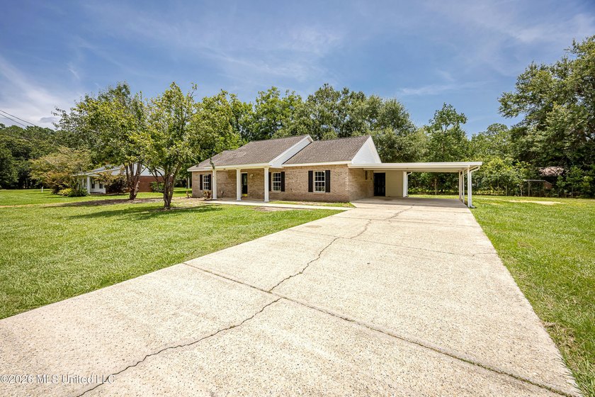 Move right in and start enjoying all that Ocean Springs has to - photo 45