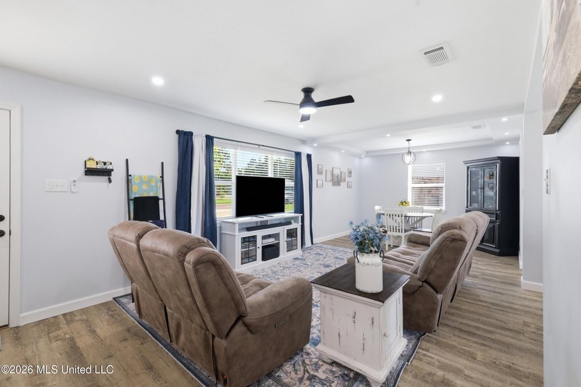 BACK ON THE MARKET AT NO FAULT TO SELLER! Move right into this - photo 9