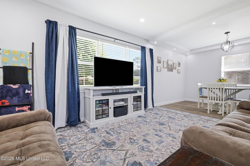 BACK ON THE MARKET AT NO FAULT TO SELLER! Move right into this - photo 10