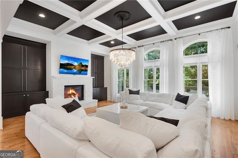 PREPARE TO BE MESMERIZED by this *SMART* PRISTINE POOL HOME on - photo 13