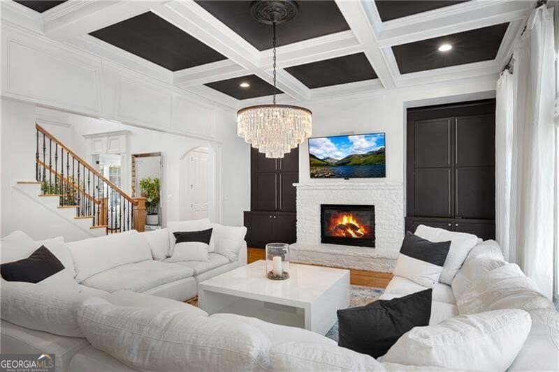 PREPARE TO BE MESMERIZED by this *SMART* PRISTINE POOL HOME on - photo 14