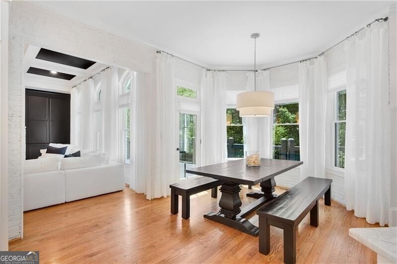 PREPARE TO BE MESMERIZED by this *SMART* PRISTINE POOL HOME on - photo 19