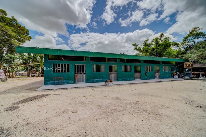 Unique Income-Producing Property - Endless Opportunities | For - photo 19