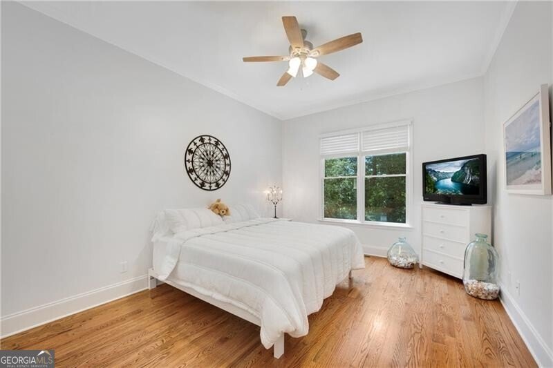PREPARE TO BE MESMERIZED by this *SMART* PRISTINE POOL HOME on - photo 22