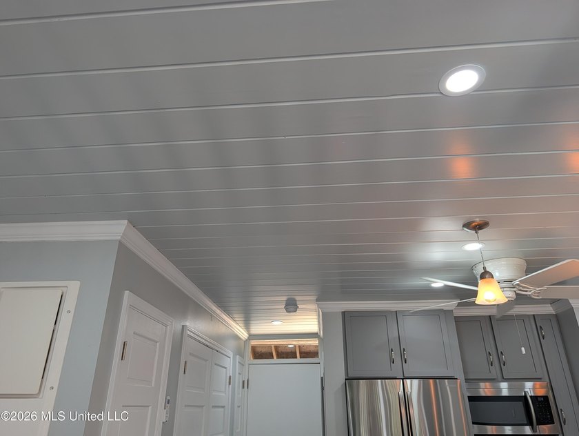 Great Getaway or Perfect for Maintenance-Free Living! Welcome to - photo 23