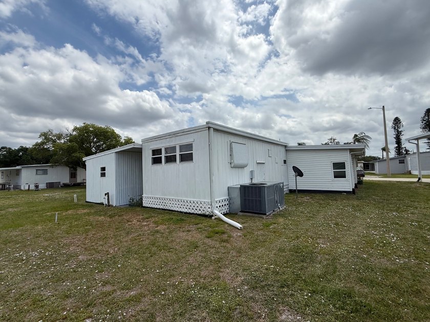 55+ Community. LOW LOT RENT: $688 a month. Includes water, sewer - photo 27