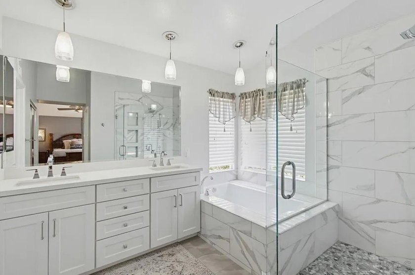 FABULOUS Family Home Boasting Over $270,000 in Upgrades (see - photo 27