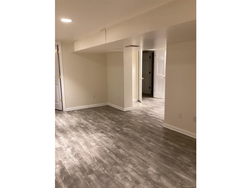Come see this Move in Ready Colonial and call it your home! - photo 43