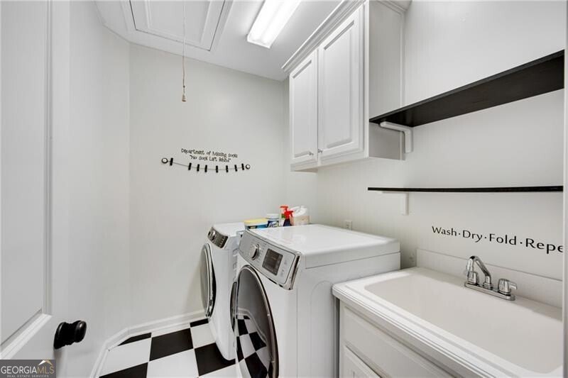 PREPARE TO BE MESMERIZED by this *SMART* PRISTINE POOL HOME on - photo 47