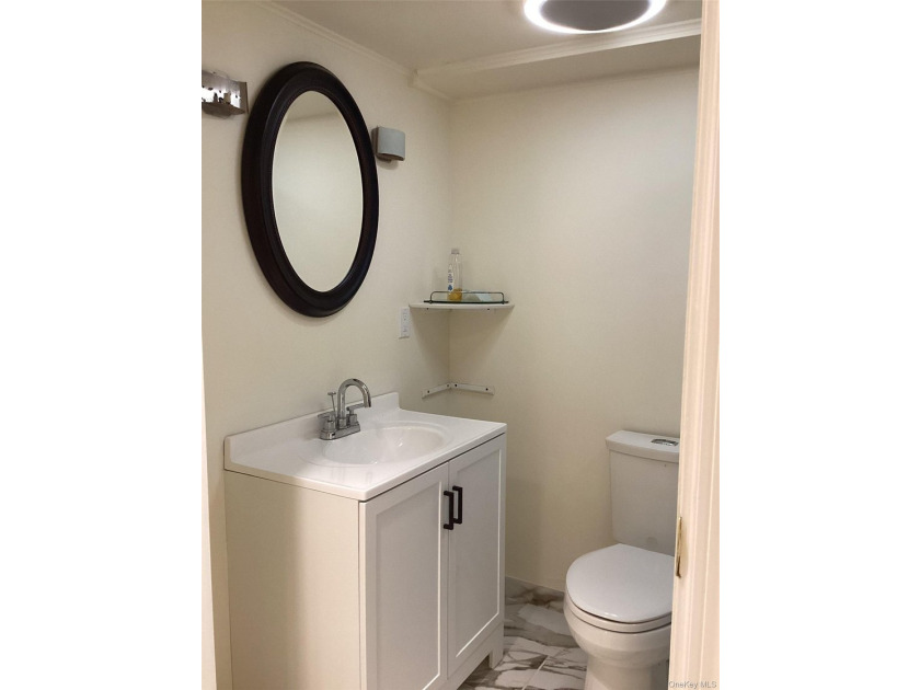 Come see this Move in Ready Colonial and call it your home! - photo 47
