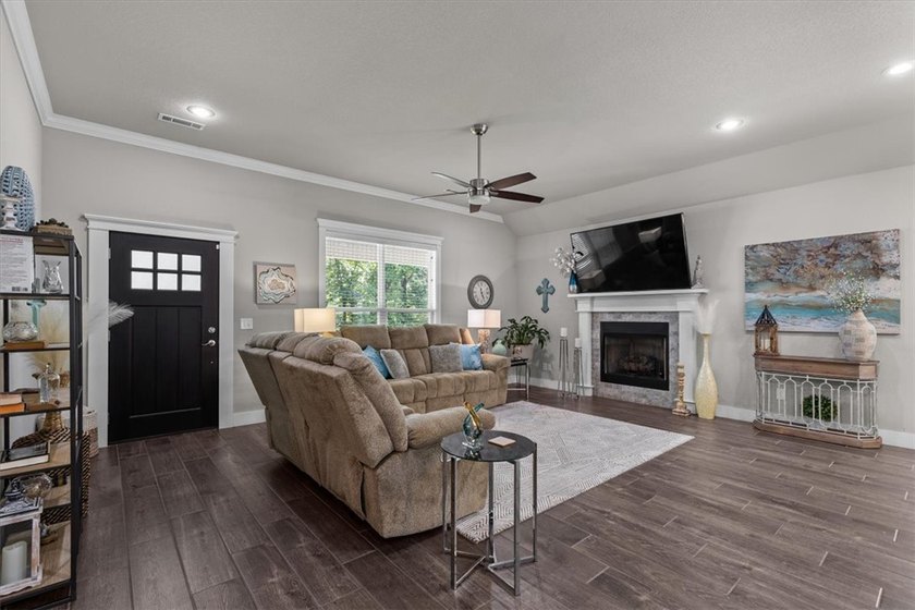 A beautifully situated all brick home on a level corner lot - photo 8