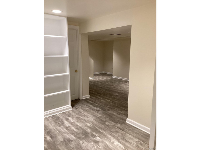 Come see this Move in Ready Colonial and call it your home! - photo 48