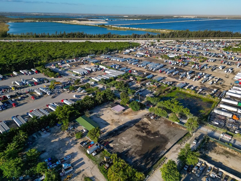 Unique Income-Producing Property - Endless Opportunities | For - photo 49