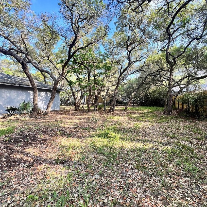 New Price! Prime Rockport location with Huge potential! Calling - photo 6