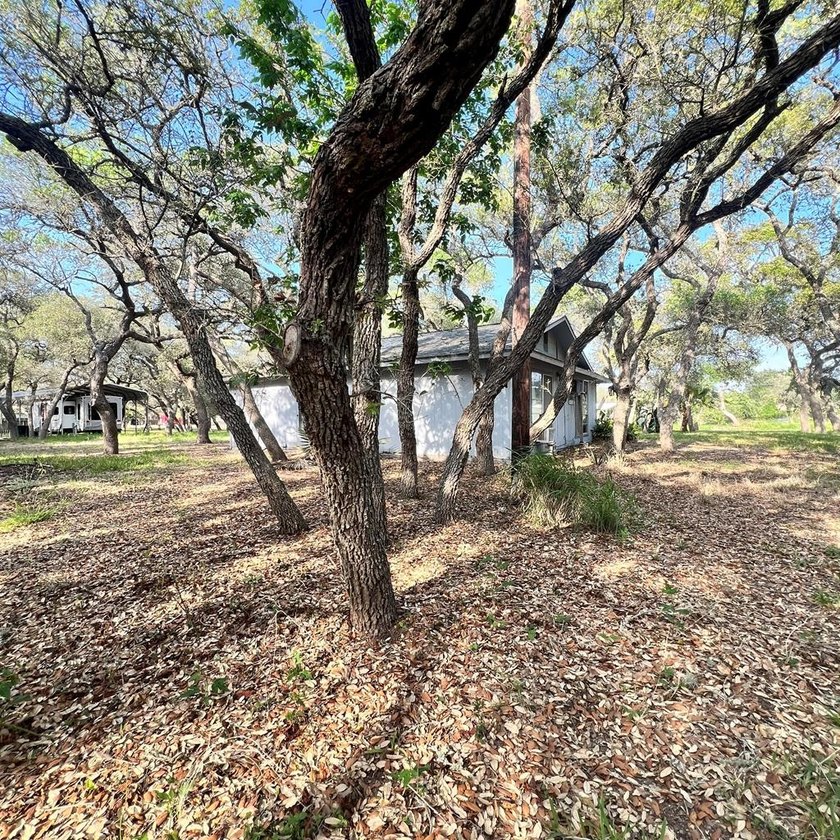 New Price! Prime Rockport location with Huge potential! Calling - photo 8
