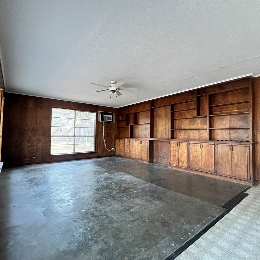 New Price! Prime Rockport location with Huge potential! Calling - photo 10