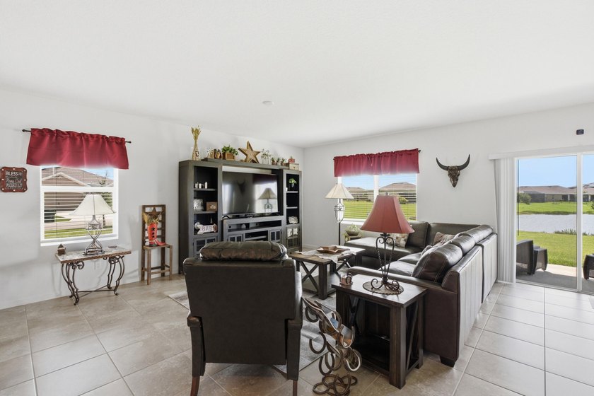 Built in 2022, this extended Cali model is ideally situated on a - photo 9