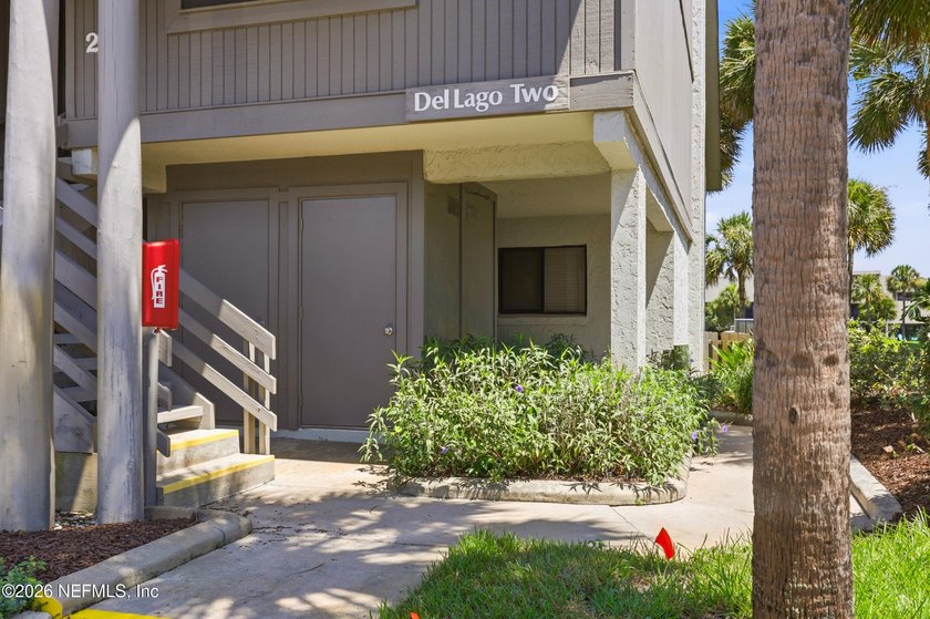 Welcome to this immaculate, beautifully updated Bikini III condo - photo 4