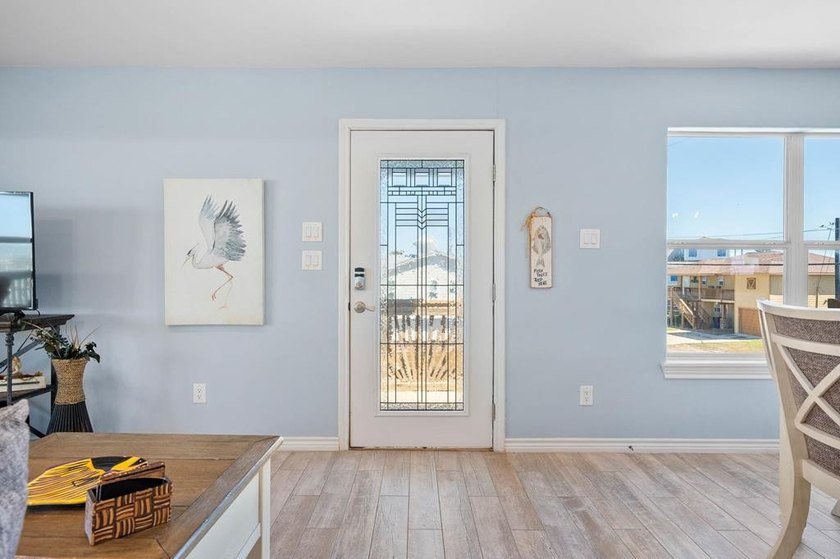 Find your slice of paradise in this gorgeous 5-bedroom - photo 4